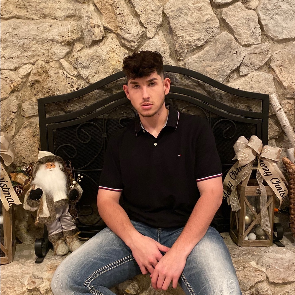 Meet your Posher, Chris